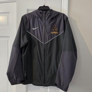 Nike Men’s Sideline Rain Jacket – Size Small